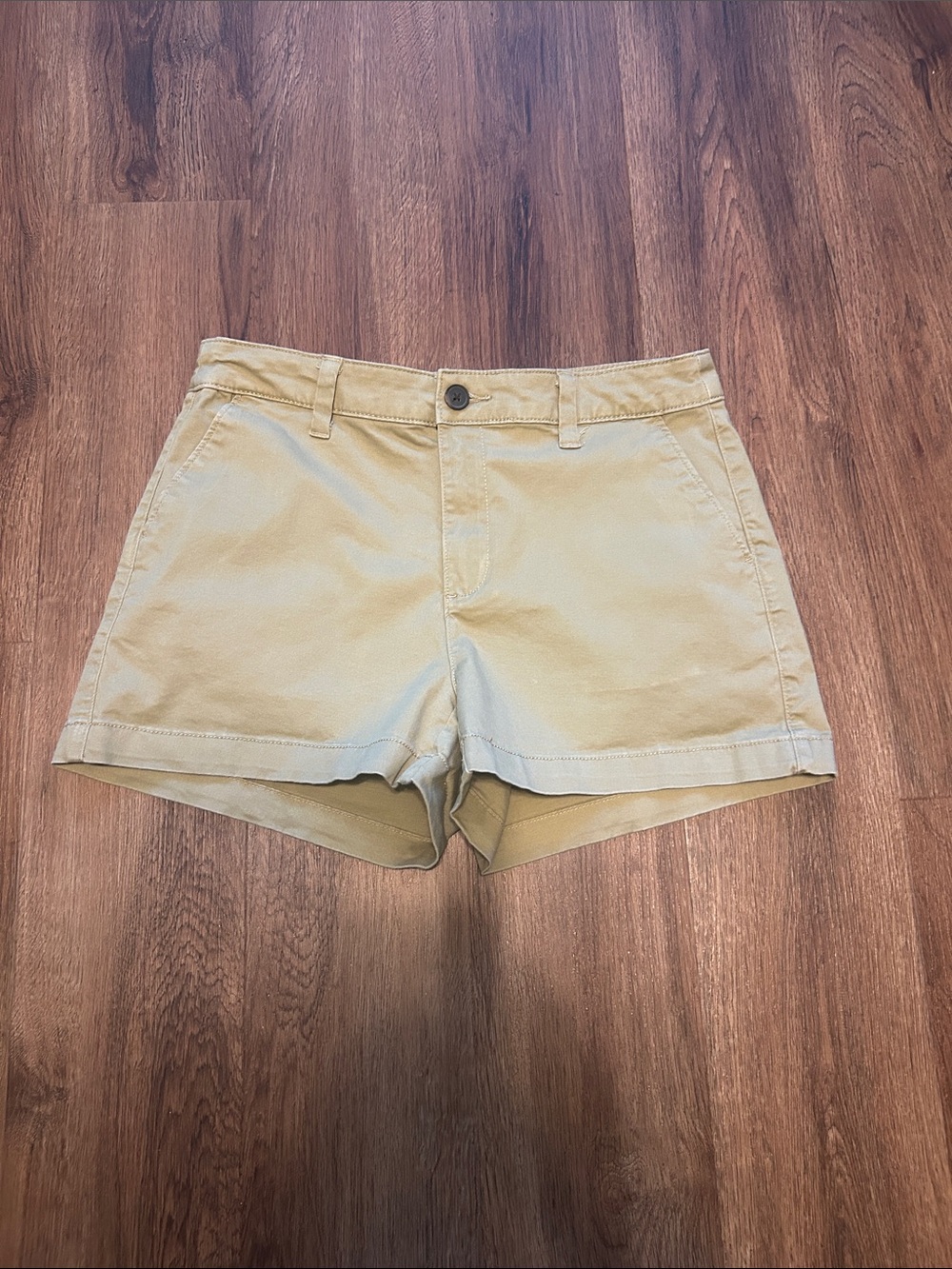 Classic Khaki Tan Casual Shorts A New Day Stretch Size 6